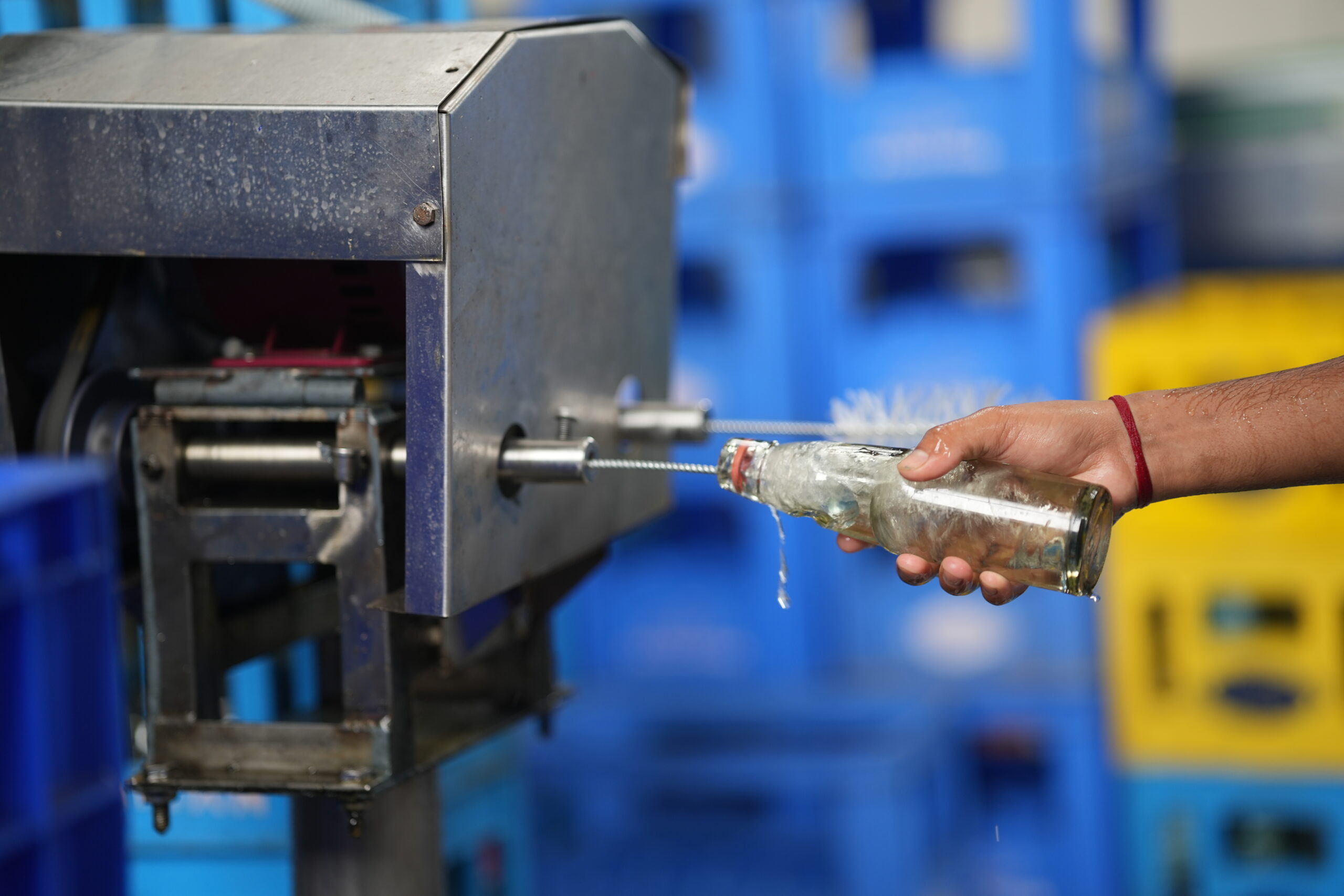 Bottle washing - Golisoda